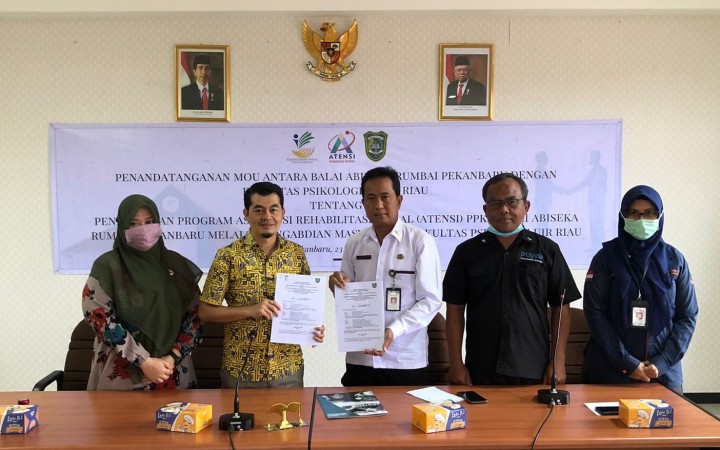 Fakultas psikologi universitas islam riau (UIR) dan balai abiseka pekanbaru melakukan penandatanganan mou